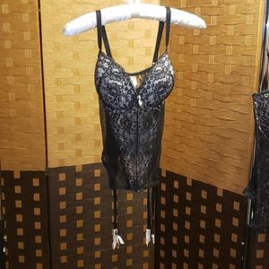 💞 Victoria's Secret Black Lace Bustier/Corset 36D NWOT